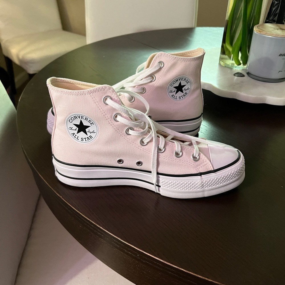 Baby pink, high top, lift, Converse All Stars - women size 9